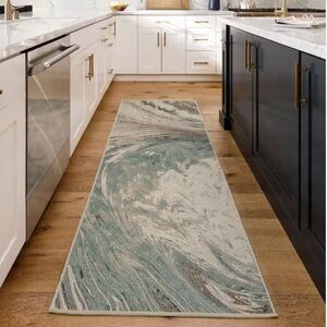 Ruggable Marbled Runner with pad